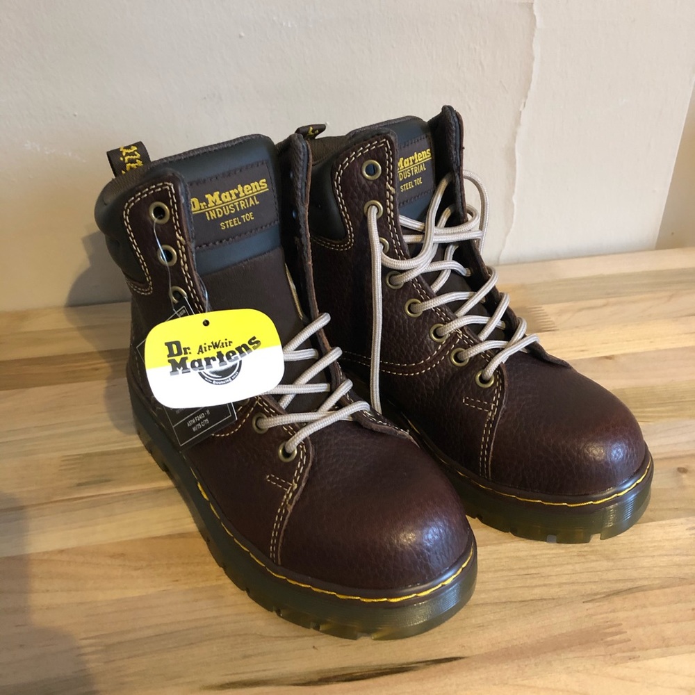 Dr Martens Gilbreth women’s steel toe brown leather work boot size 5 non-slip